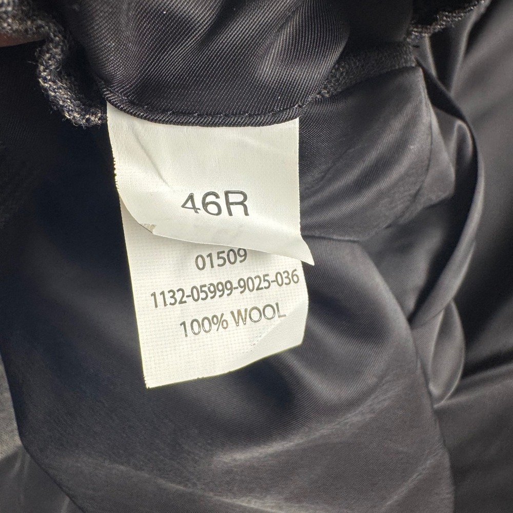 Jos. A. Bank Traveler's Collection 46R Grey Brown Plaid 100% Wool Blazer Jacket - Picture 4 of 7